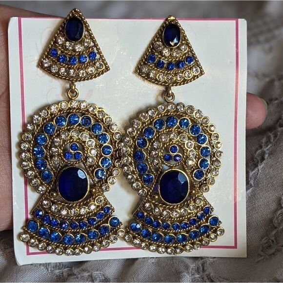 Traditional stone work earrings  - Picture 1 of 2